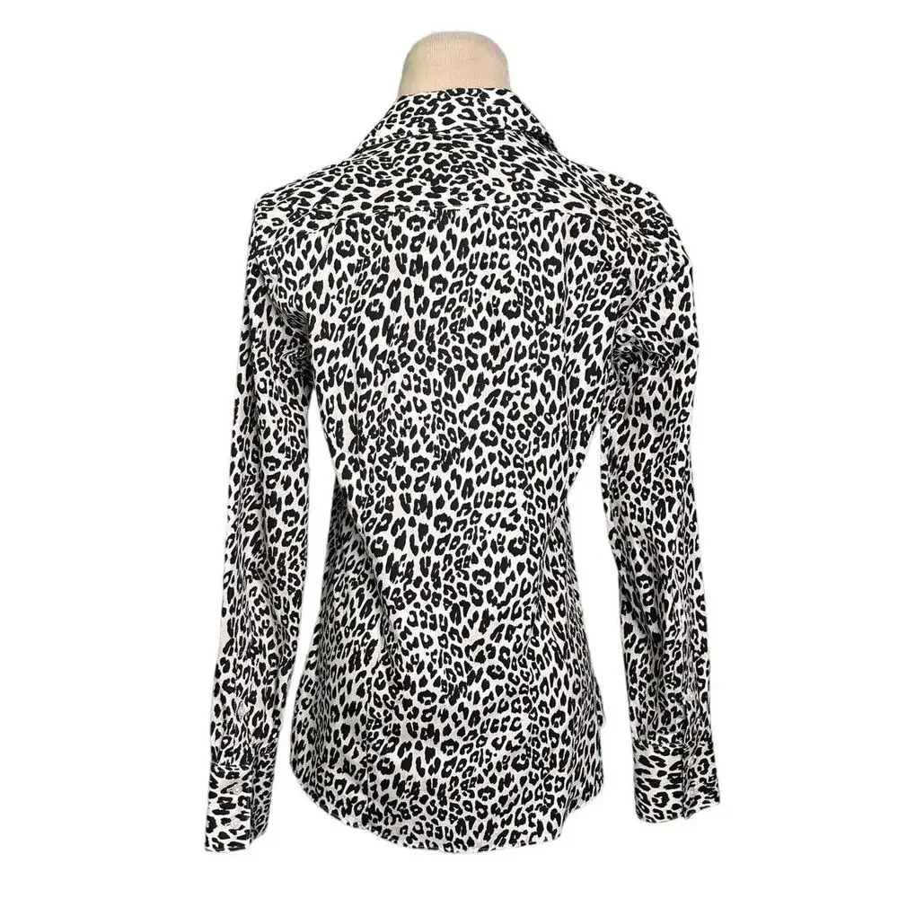 Land’s End animal print long sleeves buttoned blouse size 2 - Picture 2 of 11